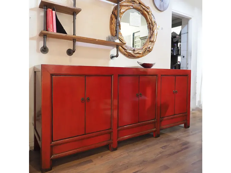 Madia Credenza  cina  laccata rossa   di Nuovi mondi collection con forte sconto