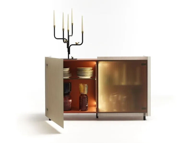 Madia in stile design Groove  di Minotti italia in offerta 