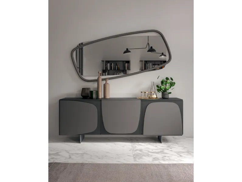 Madia in stile design Trilogy di Ozzio scontata 