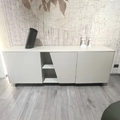 Madia Diagonal di Tomasella in stile design scontata -53%