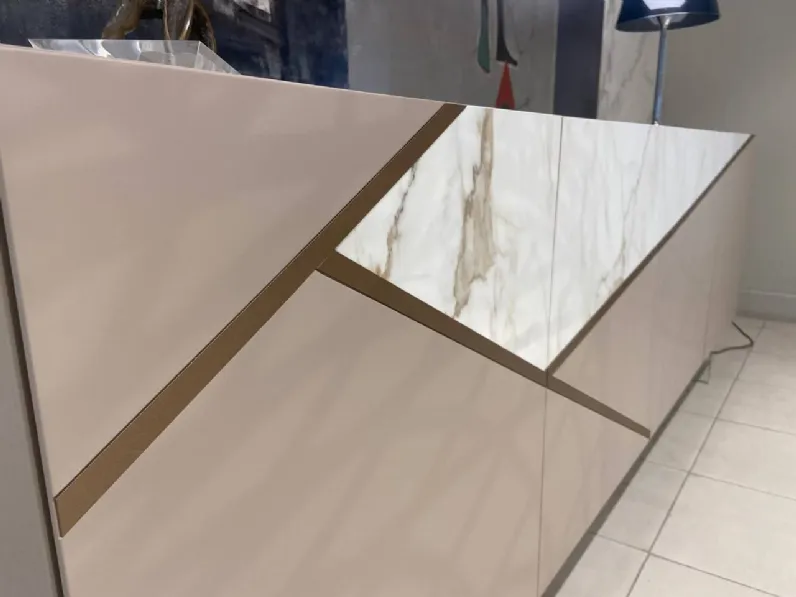 Madia in stile moderno Alicante di Voltan scontata 
