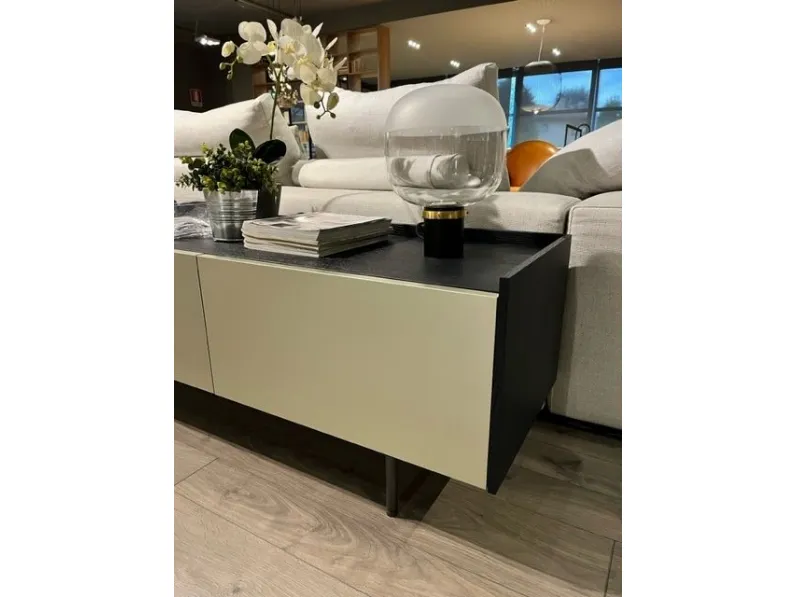 Madia Diko in stile moderno di Alf da fre in Offerta Outlet