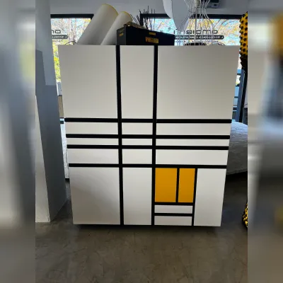 Madia modello Homage a mondrian di Cappellini a PREZZI OUTLET