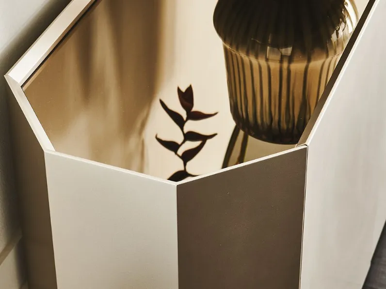 Madia in stile design Chelsea di Cattelan italia scontata 