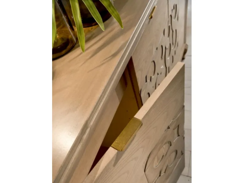 Madia in stile design Eva 3 ante di Collezione esclusiva scontata