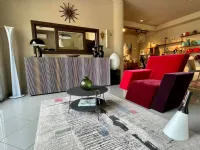 Madia Madia horm carlos in stile design di Horm in Offerta Outlet