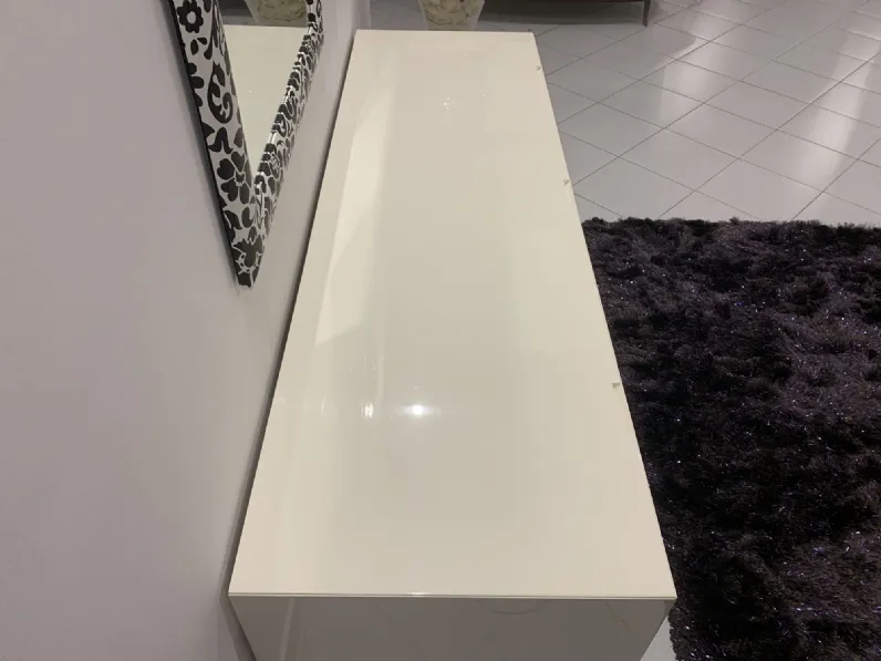 Madia di Olivieri in laccato opaco Cube in Offerta Outlet