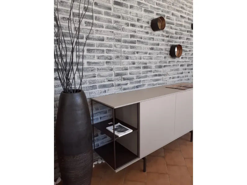 Madia in stile design Lexia di Doimo salotti in Offerta Outlet