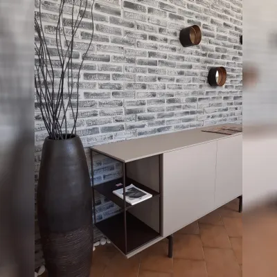 Madia in stile design Lexia di Doimo salotti in Offerta Outlet