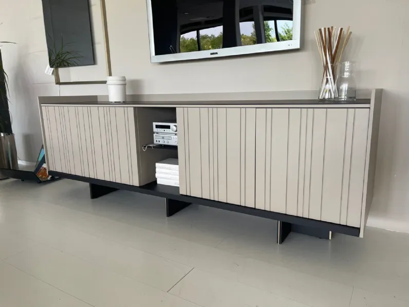 Mobile soggiorno modello Madia dee dee s  di Fontana arte in Offerta Outlet