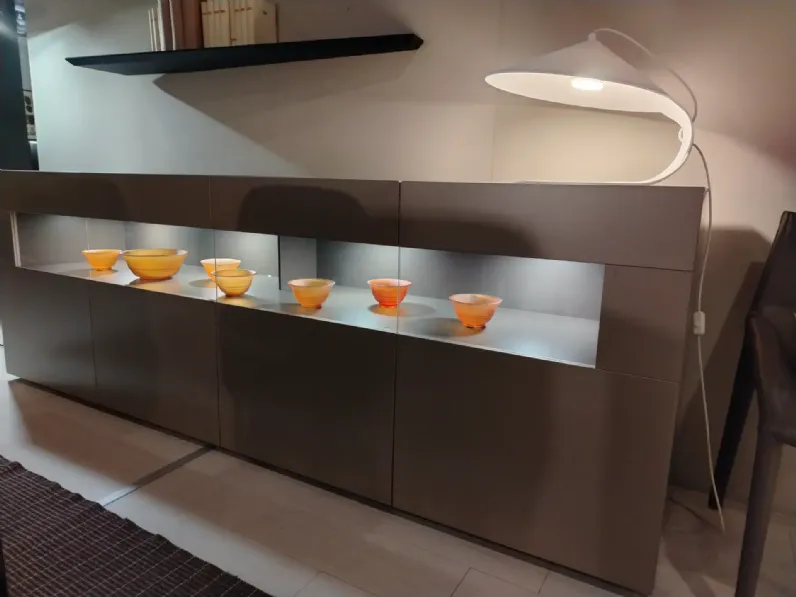 Madia di Alf da fre in laccato opaco Metropolis in Offerta Outlet