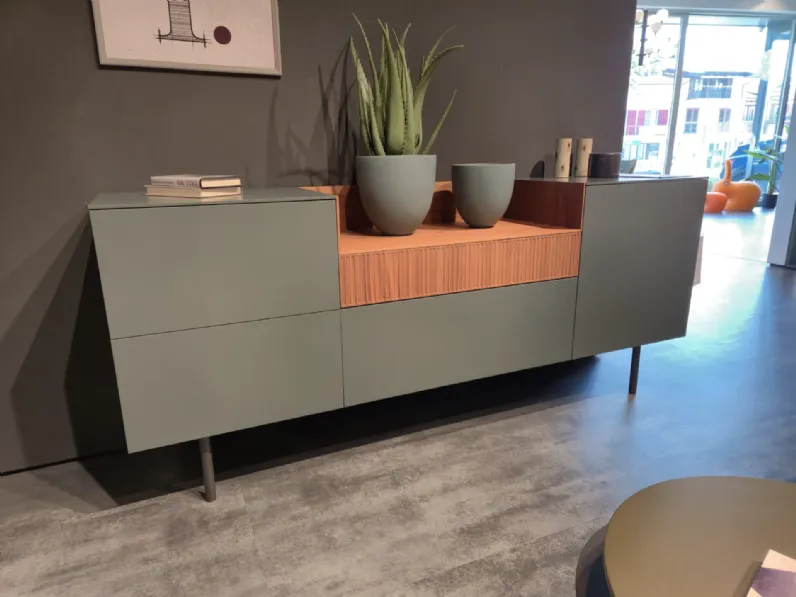 Madia Av 101 madia rays di Novamobili in offerta