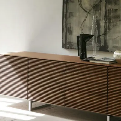 Madia Riga credenza in stile moderno di Porada in Offerta Outlet