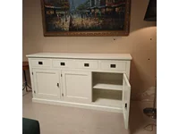 Madie Devina Nais CREDENZA