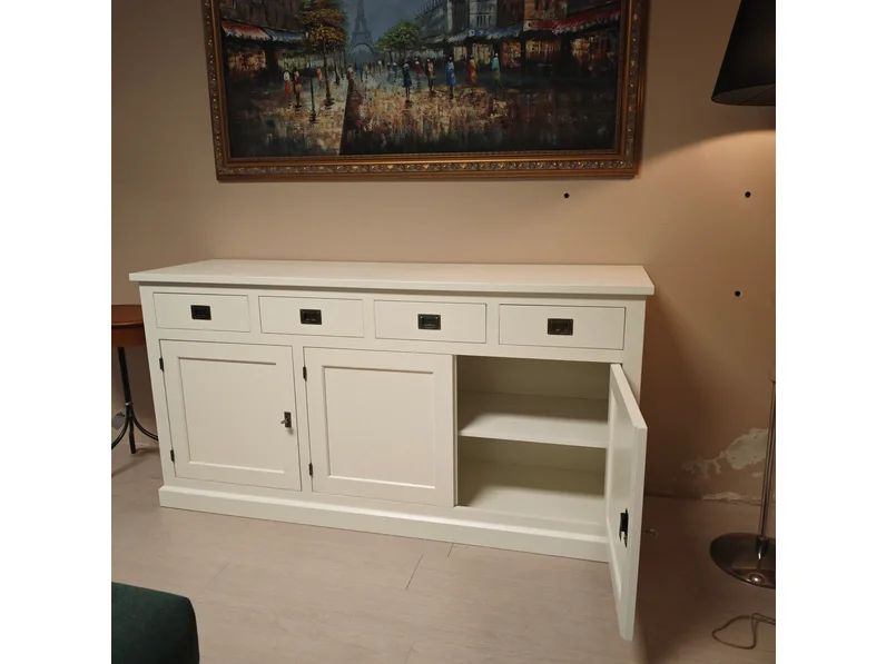 Madie Devina Nais CREDENZA