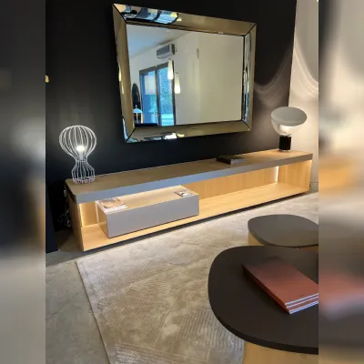 Madia di Molteni & c in legno Living box a prezzo Outlet