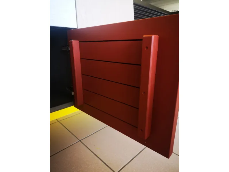 Madia in stile moderno Zero16 di Devina nais in Offerta Outlet 