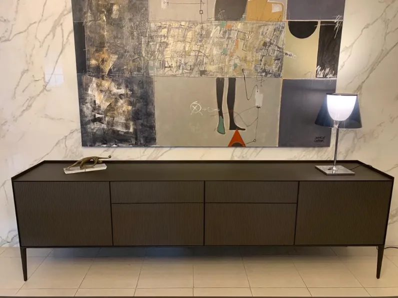 Madia in stile design Self di Rimadesio scontata 