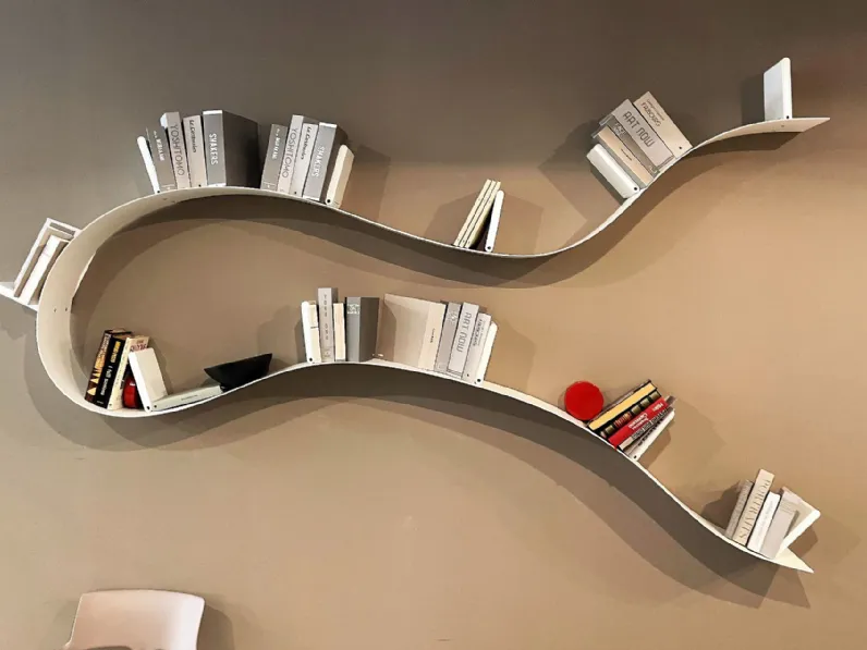 Mensola Bookworm di Kartell, prezzo Outlet. Perfetta per l'architetto.