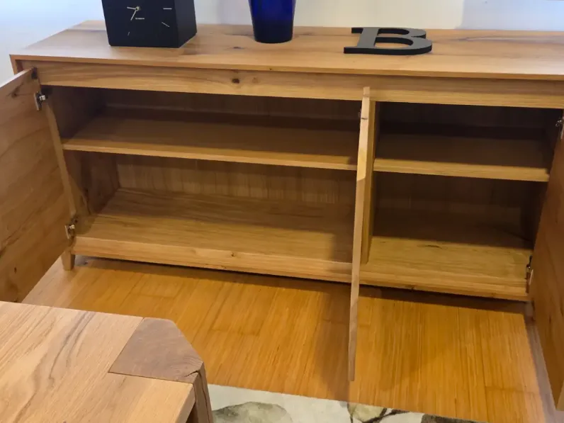Mobile ingresso Senza maniglia modello moderno Credenza 3 ante kali rovere naturale  di Domus artis in offerta