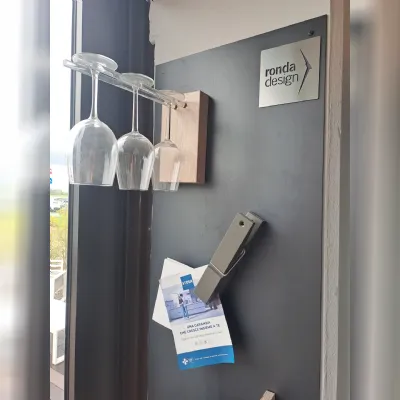 Mobile ingresso Parete magnetica Ronda design in stile design a prezzo ribassato