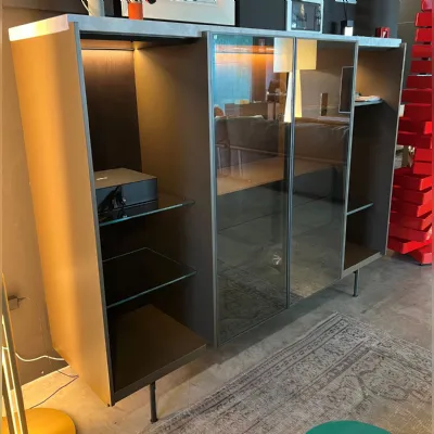 Mobile per un ingresso moderno modello Logos di Molteni & c a prezzo scontato