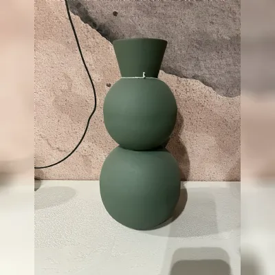 Oggettistica moderna modello Bottiglia decorativa ridhi a prezzo conveniente