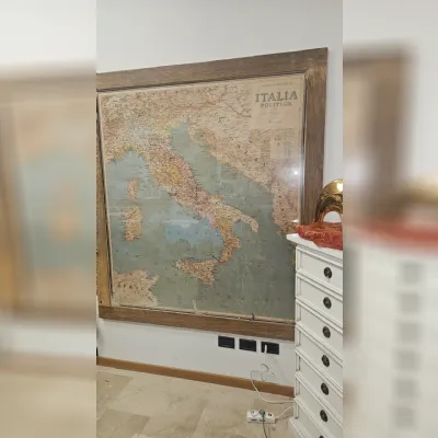 Oggettistica design modello Quadro cartina italia a prezzo Outlet