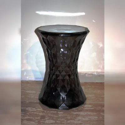 Sgabello da soggiorno Stone  Kartell in Offerta Outlet
