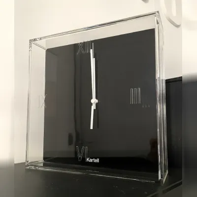 Oggettistica modello Ticetac di Kartell con forte sconto