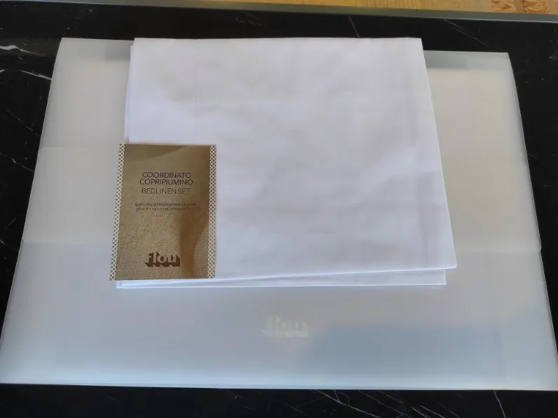Copripiumini modello Tinta unita bianco della marca Flou a prezzi outlet