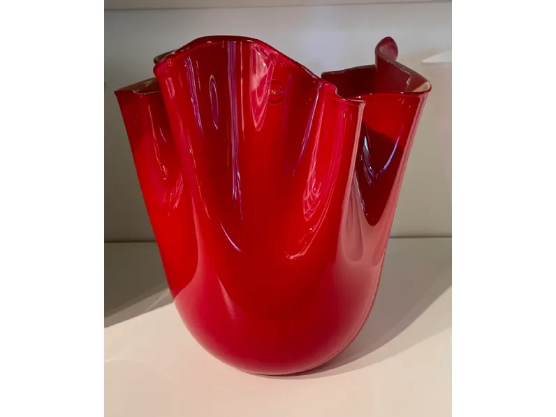 Oggettistica modello Venini fazzoletto opalino rosso di Venini in offerta