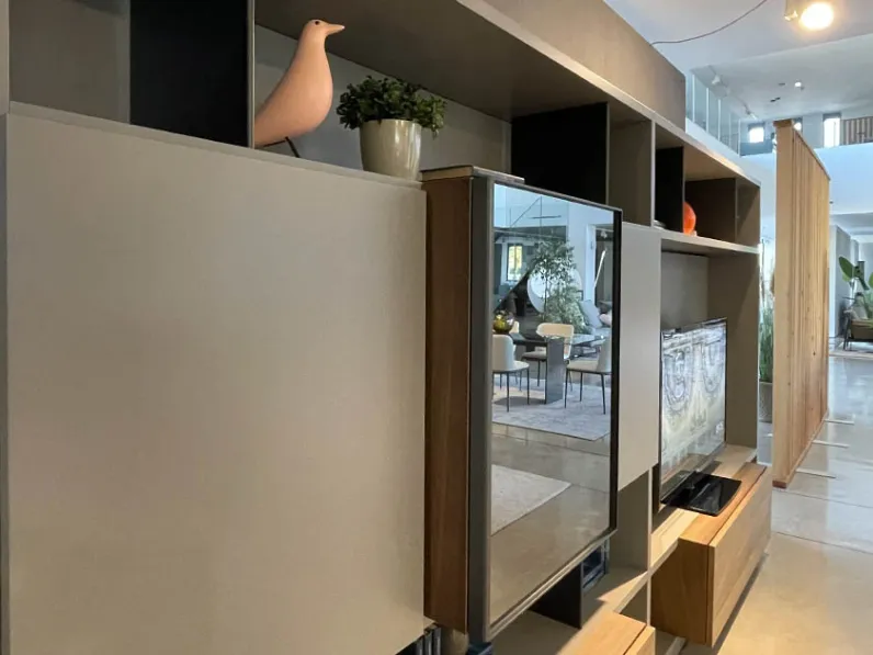 Mobile soggiorno modello 505 up system di Molteni & c scontato -48%