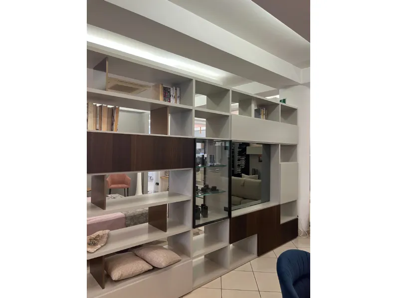 Parete attrezzata Parete Sangiacomo in stile design a prezzo scontato