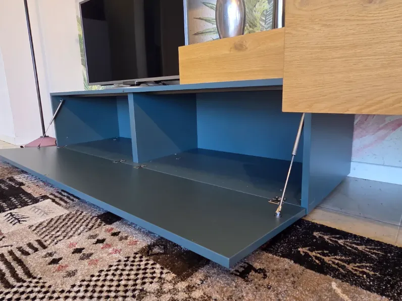 Parete attrezzata Parete soggiorno tv laccata e rovere  Sangiacomo in stile moderna a prezzo scontato