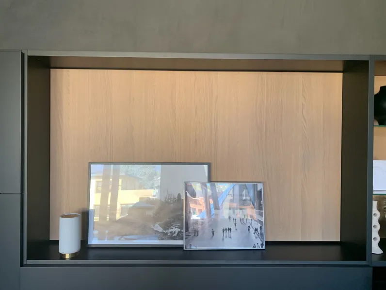 Parete attrezzata 505 up  del marchio Molteni & c con uno sconto esclusivo