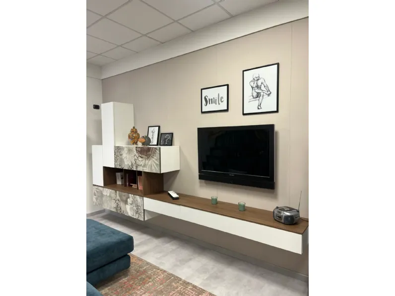 Parete attrezzata Atlante di Tomasella scontata del 100%