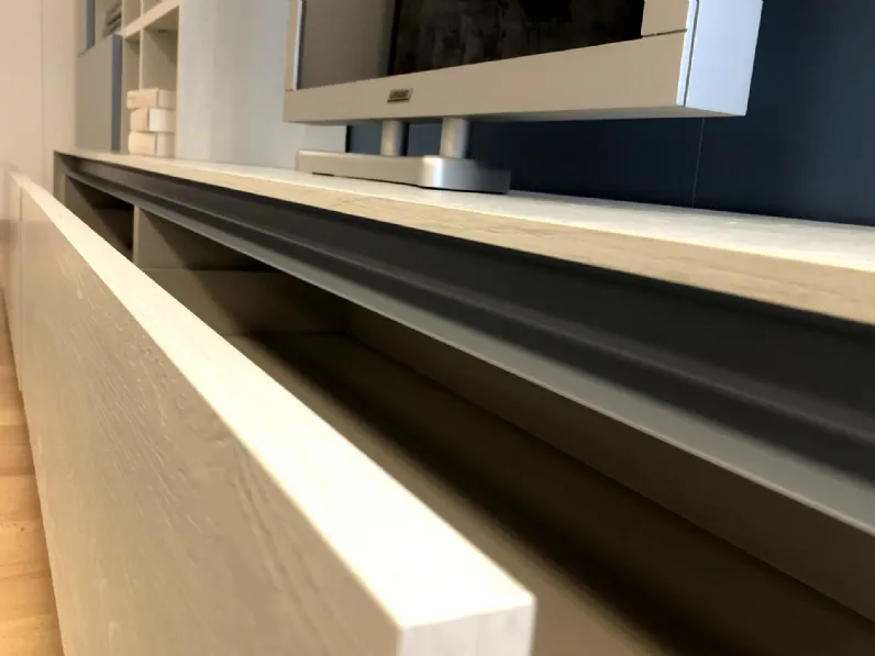 Parete attrezzata Day Novamobili in stile design a prezzo scontato