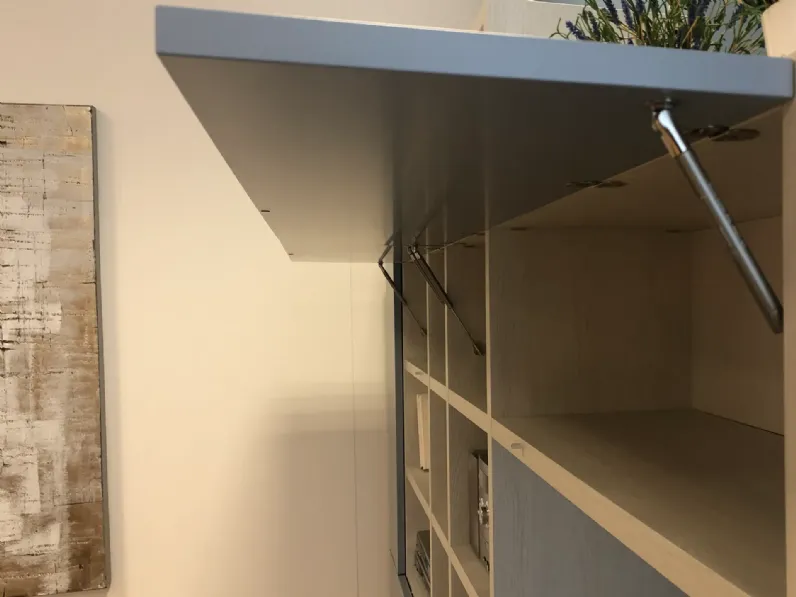 Parete attrezzata Day Novamobili in stile design a prezzo scontato