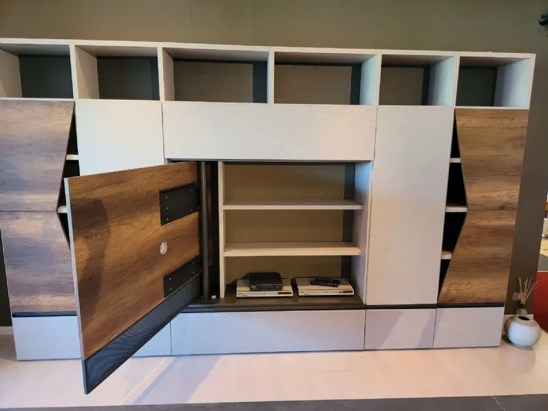Parete attrezzata Diagonal special 2021 di Tomasella in OFFERTA OUTLET