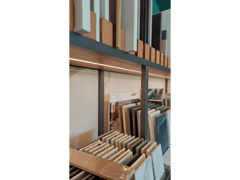 Parete attrezzata Espositore di Artigianale in OFFERTA OUTLET