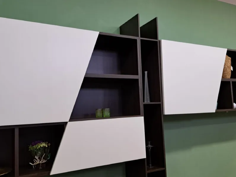 Parete attrezzata Expo di Giessegi scontata del 50%