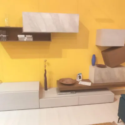 Parete attrezzata Horizon di Mobilgam scontata del 45%