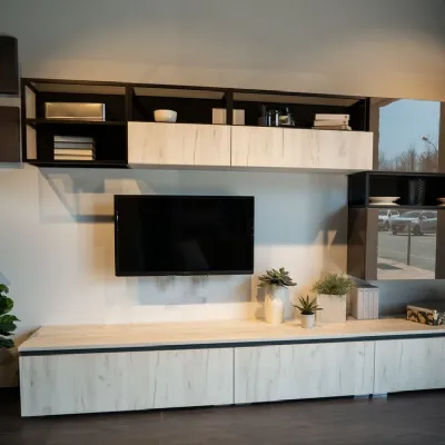 Parete attrezzata Immagina neck della firma Lube cucine con un ribasso esclusivo