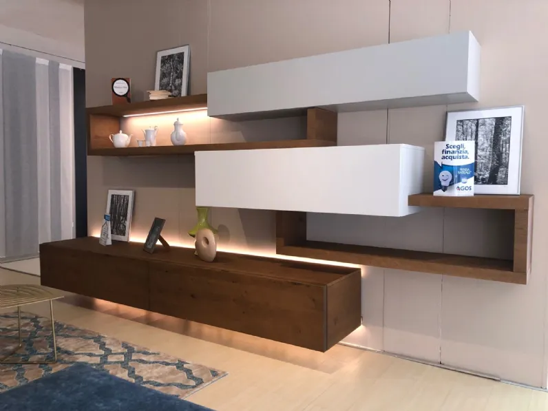Parete attrezzata in stile design Lampo di Sangiacomo a prezzo Outlet