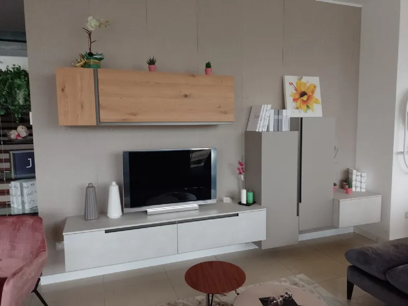 Parete attrezzata Slim Dall'agnese in stile design a prezzo ribassato