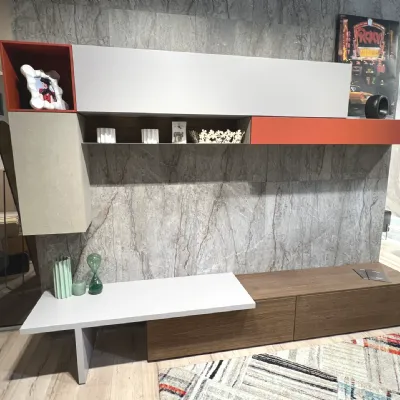 Parete attrezzata Kosmos di Moretti compact giorno notte in OFFERTA OUTLET