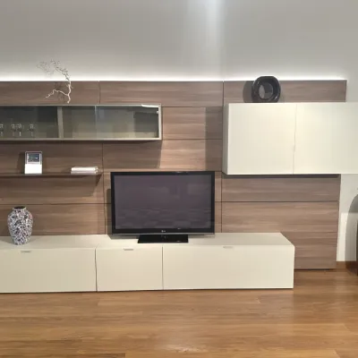 Parete attrezzata in stile moderna Boiserie lampo di Sangiacomo in Offerta Outlet 