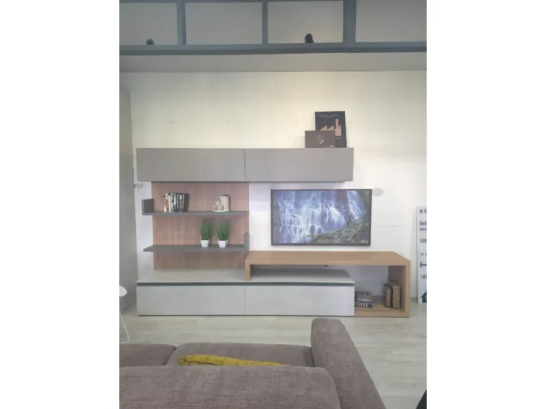 Parete attrezzata Parete attrezzata cinquanta3 di Cinquanta3 in OFFERTA OUTLET