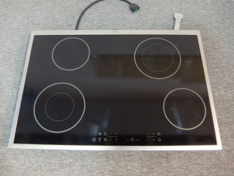 Innovativo piano cottura Vetroceramicadi Electrolux a prezzi outlet